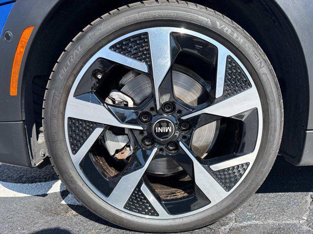used 2025 MINI Hardtop car, priced at $33,937
