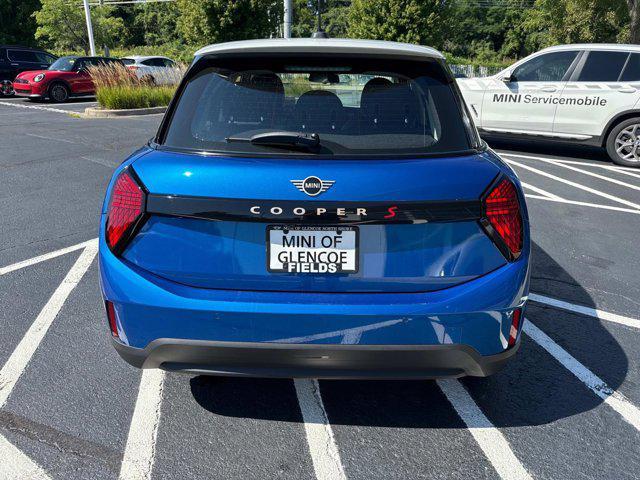 used 2025 MINI Hardtop car, priced at $33,937