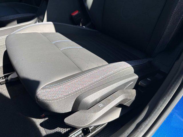 used 2025 MINI Hardtop car, priced at $33,937