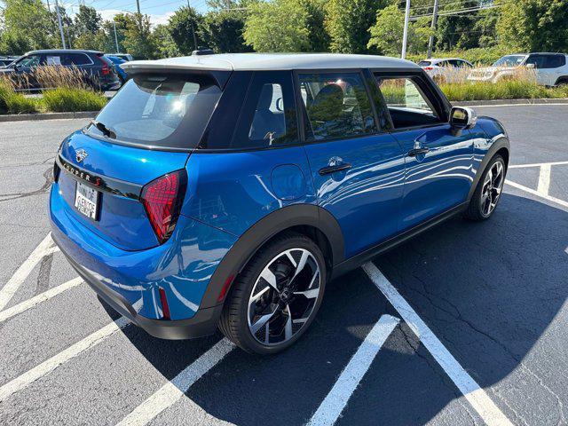 used 2025 MINI Hardtop car, priced at $33,937