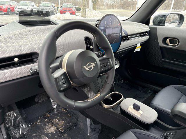 used 2025 MINI Hardtop car, priced at $31,520