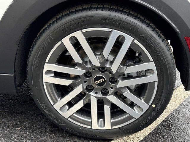 new 2026 MINI Hardtop car, priced at $34,090