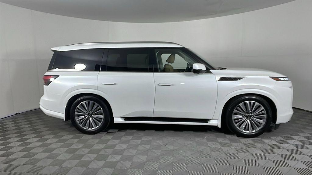 new 2025 INFINITI QX80 car, priced at $96,510