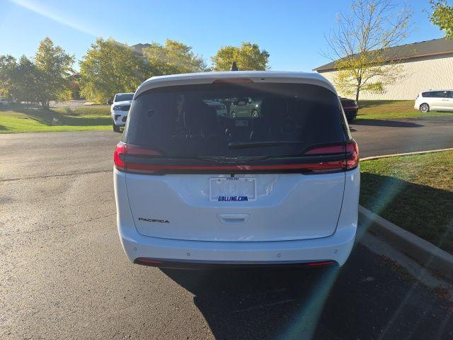 new 2026 Chrysler Pacifica car, priced at $42,148