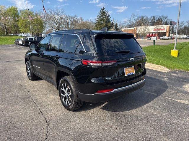 used 2024 Jeep Grand Cherokee car, priced at $34,111