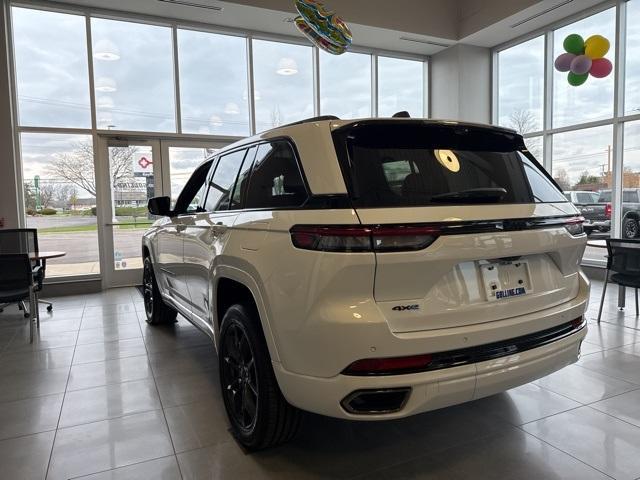 new 2025 Jeep Grand Cherokee 4xe car, priced at $62,144