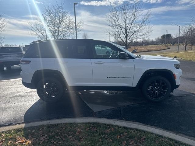 new 2025 Jeep Grand Cherokee car, priced at $47,826