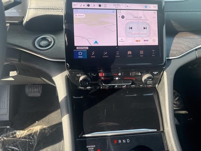 new 2025 Jeep Grand Cherokee car, priced at $47,826