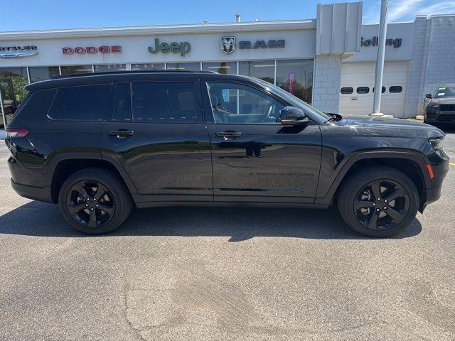 used 2023 Jeep Grand Cherokee L car, priced at $28,995