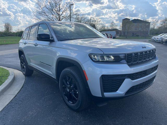 new 2026 Jeep Grand Cherokee car, priced at $43,515