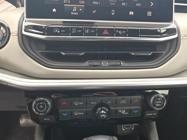 new 2026 Jeep Compass car, priced at $31,860