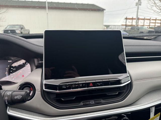 new 2026 Jeep Compass car, priced at $32,983