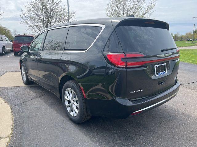 new 2026 Chrysler Pacifica car, priced at $51,326