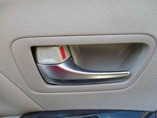 used 2018 Toyota Sienna car, priced at $18,975