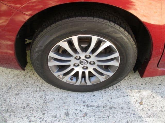 used 2018 Toyota Sienna car, priced at $18,975