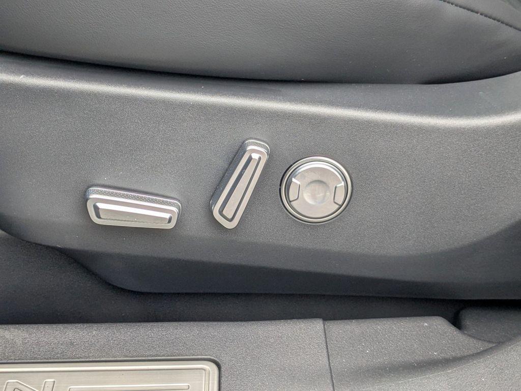 new 2026 Lincoln Nautilus car, priced at $61,742