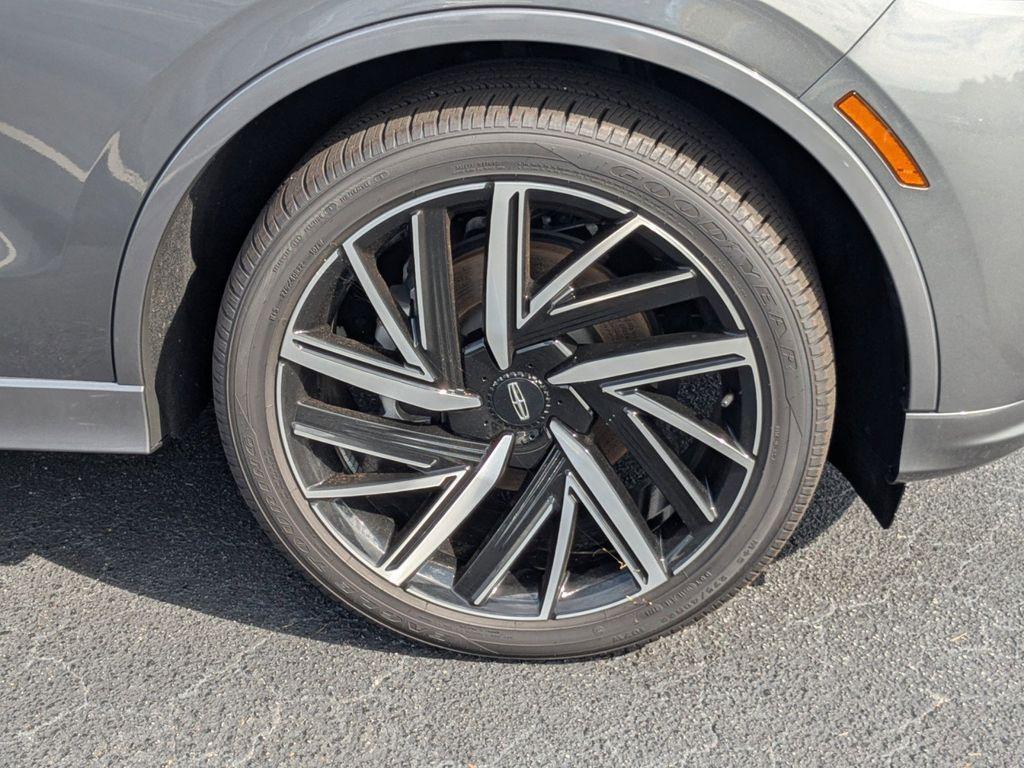 new 2025 Lincoln Aviator car, priced at $87,575