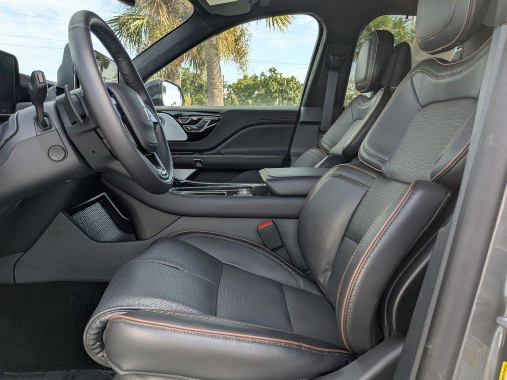 new 2025 Lincoln Aviator car, priced at $87,575
