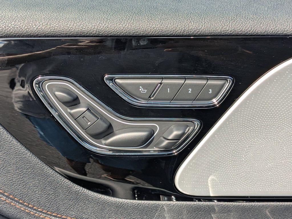 new 2025 Lincoln Aviator car, priced at $87,575