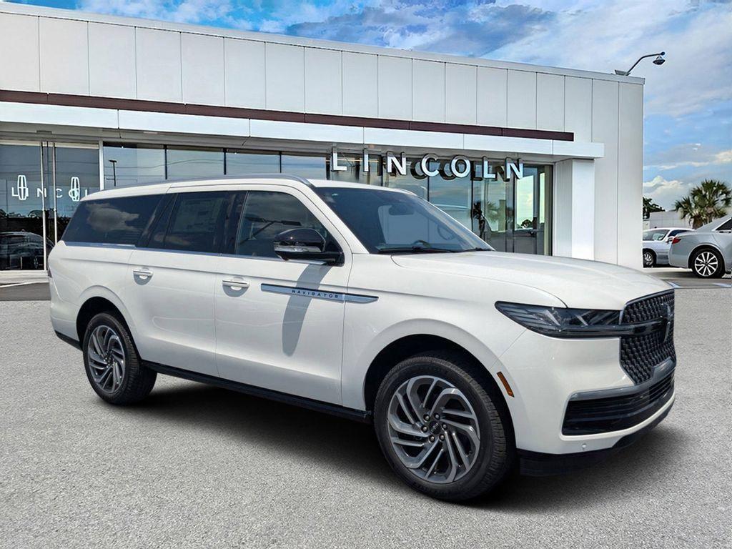 new 2026 Lincoln Navigator L car, priced at $108,640