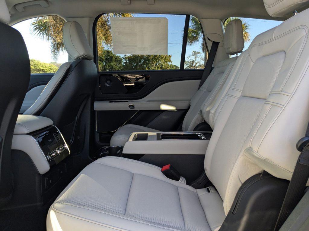 new 2026 Lincoln Aviator car, priced at $68,084