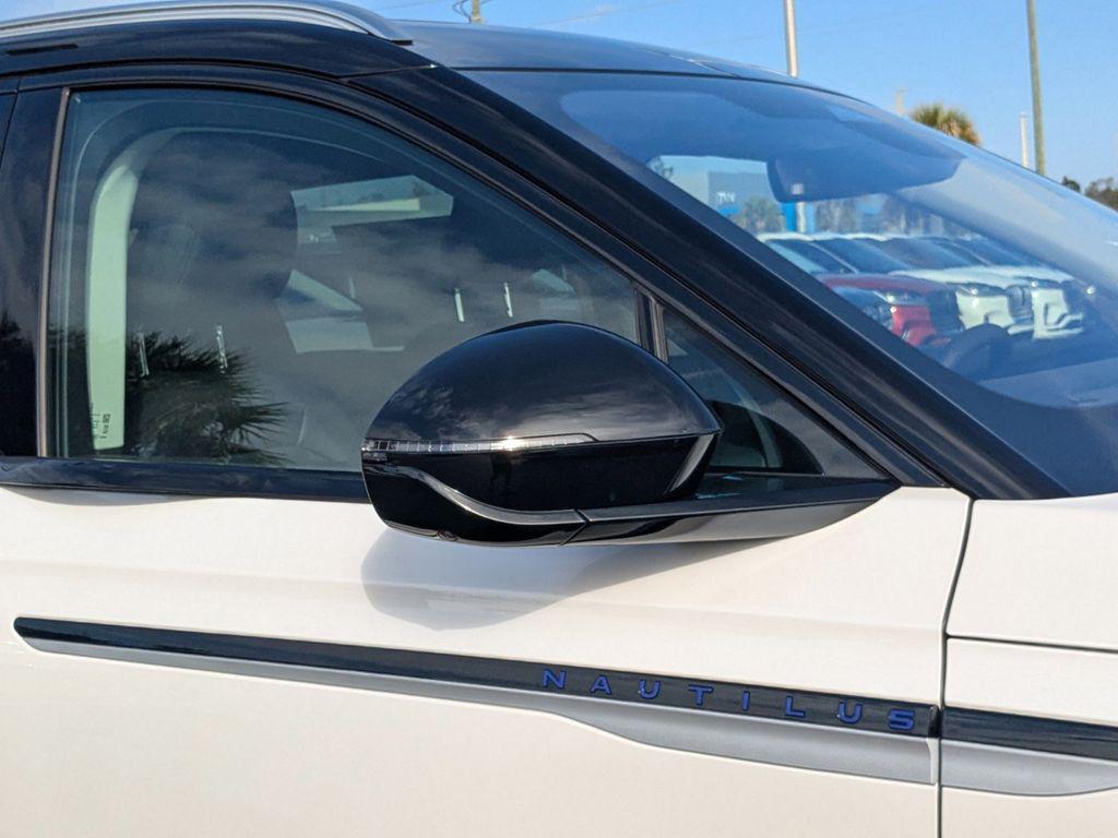 new 2026 Lincoln Nautilus car, priced at $64,152