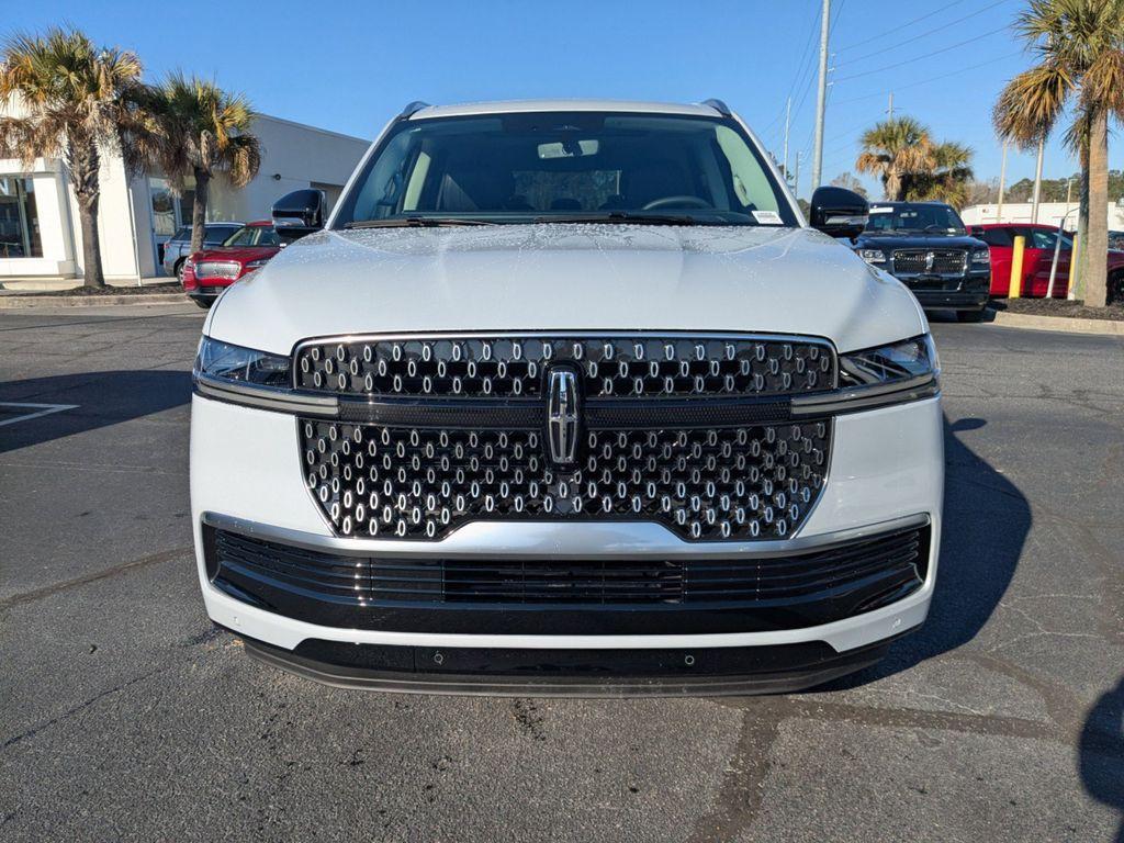 new 2026 Lincoln Navigator car, priced at $109,310