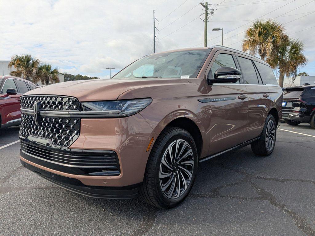 new 2025 Lincoln Navigator car, priced at $120,835