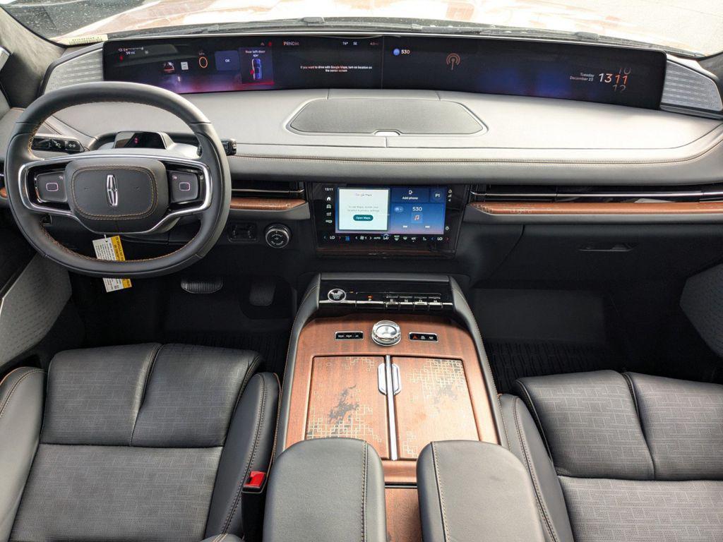 new 2025 Lincoln Navigator car, priced at $120,835
