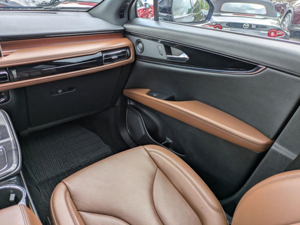used 2023 Lincoln Nautilus car, priced at $35,000