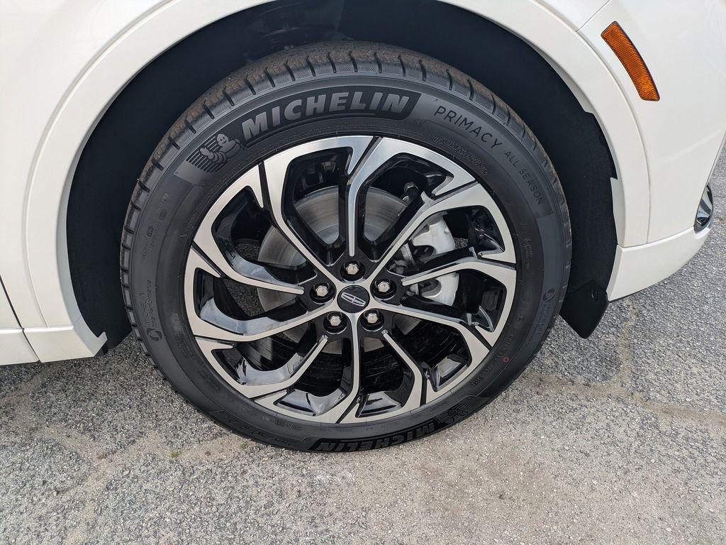 new 2026 Lincoln Nautilus car, priced at $62,275