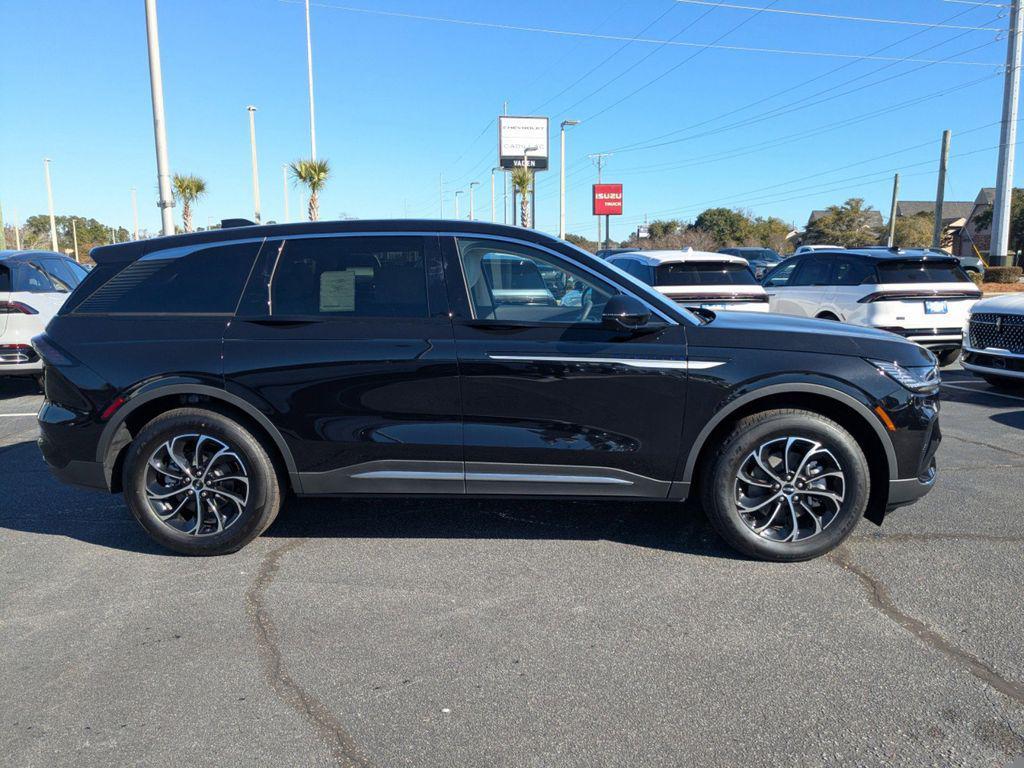 new 2026 Lincoln Nautilus car, priced at $58,220