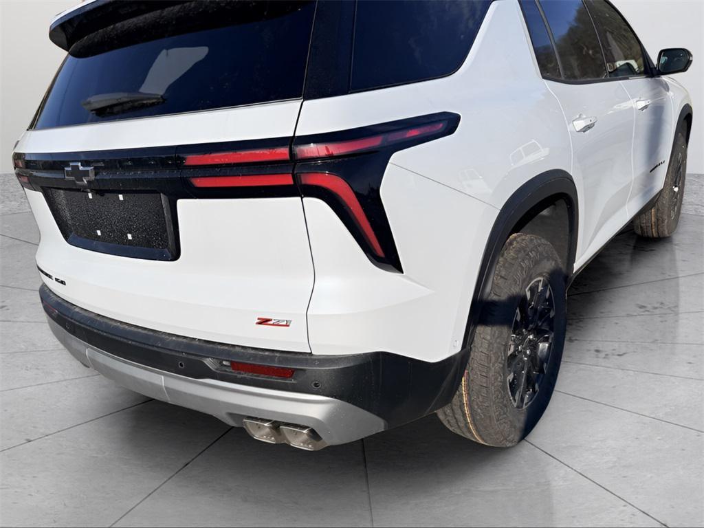 new 2026 Chevrolet Traverse car, priced at $55,914