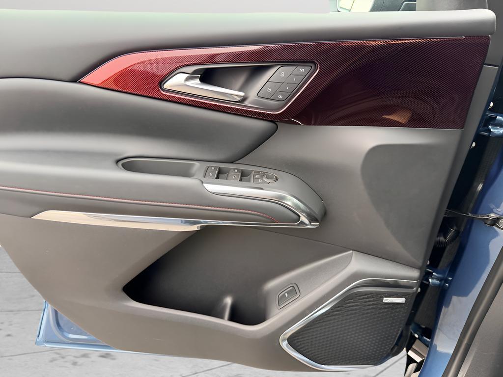 new 2026 Chevrolet Traverse car, priced at $57,260