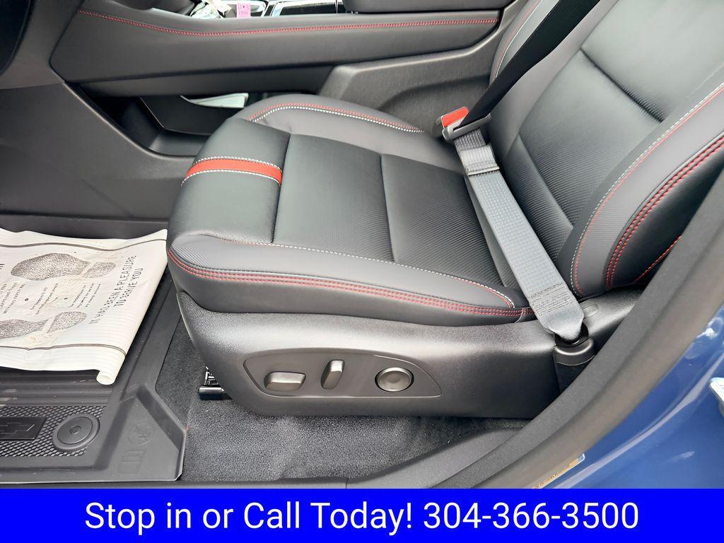 new 2026 Chevrolet Traverse car, priced at $57,260
