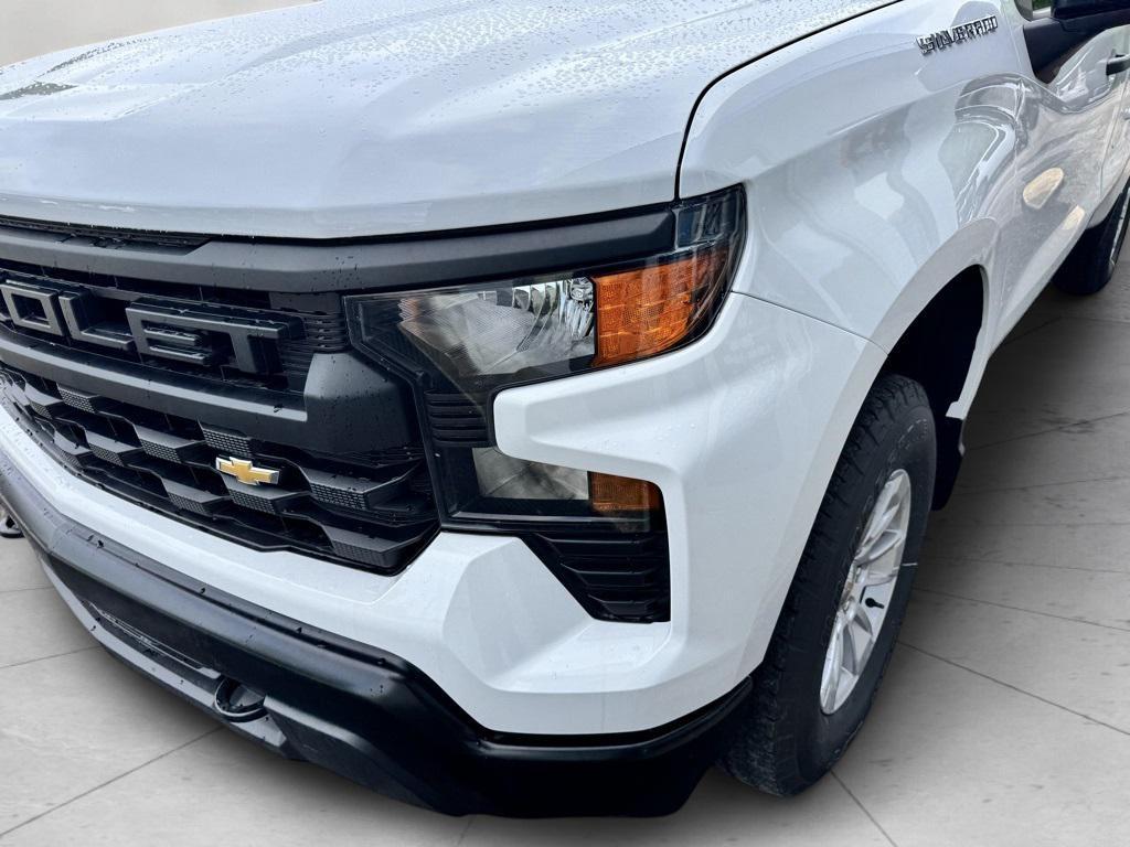 new 2025 Chevrolet Silverado 1500 car, priced at $39,050