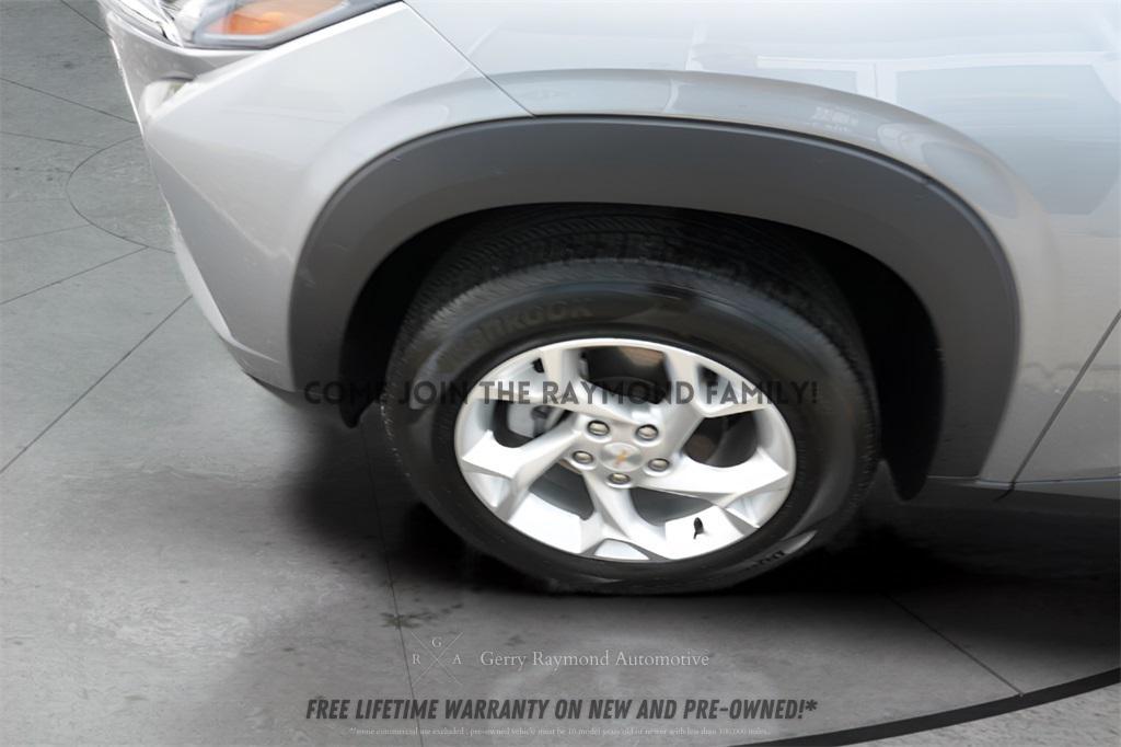 used 2025 Chevrolet Trax car, priced at $18,636