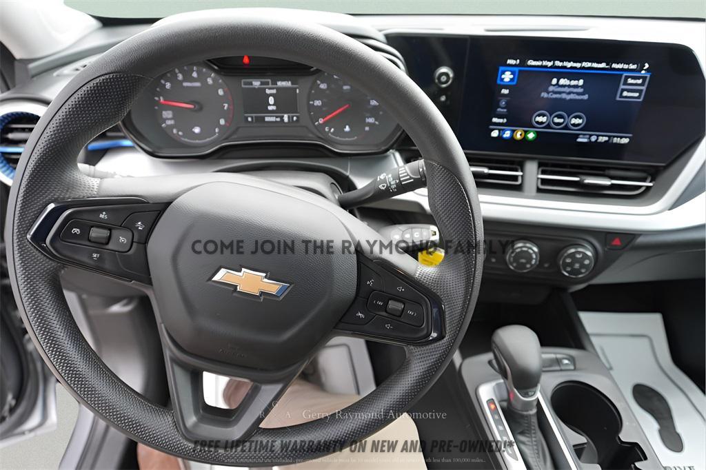 used 2025 Chevrolet Trax car, priced at $18,636