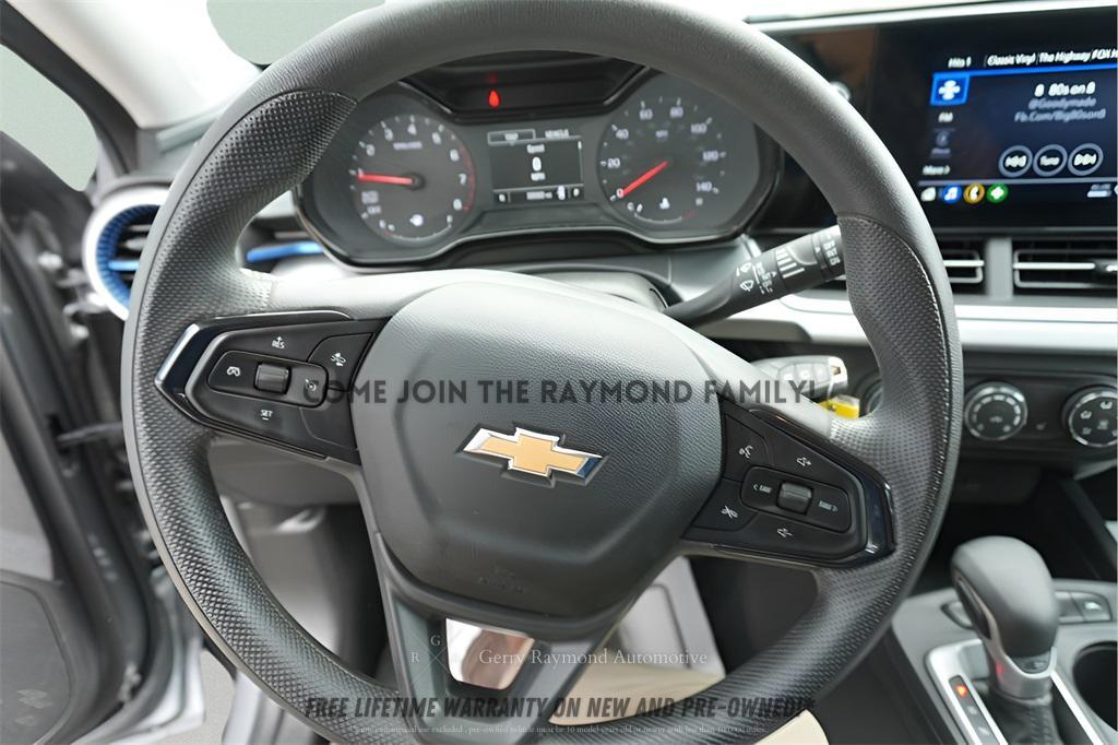used 2025 Chevrolet Trax car, priced at $18,636