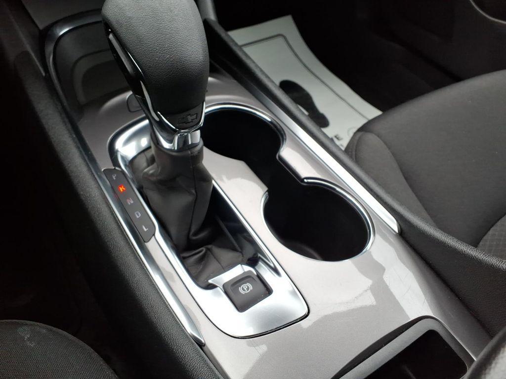 used 2025 Chevrolet Malibu car, priced at $18,998