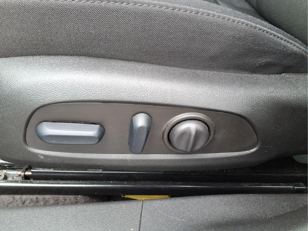 used 2025 Chevrolet Malibu car, priced at $18,998