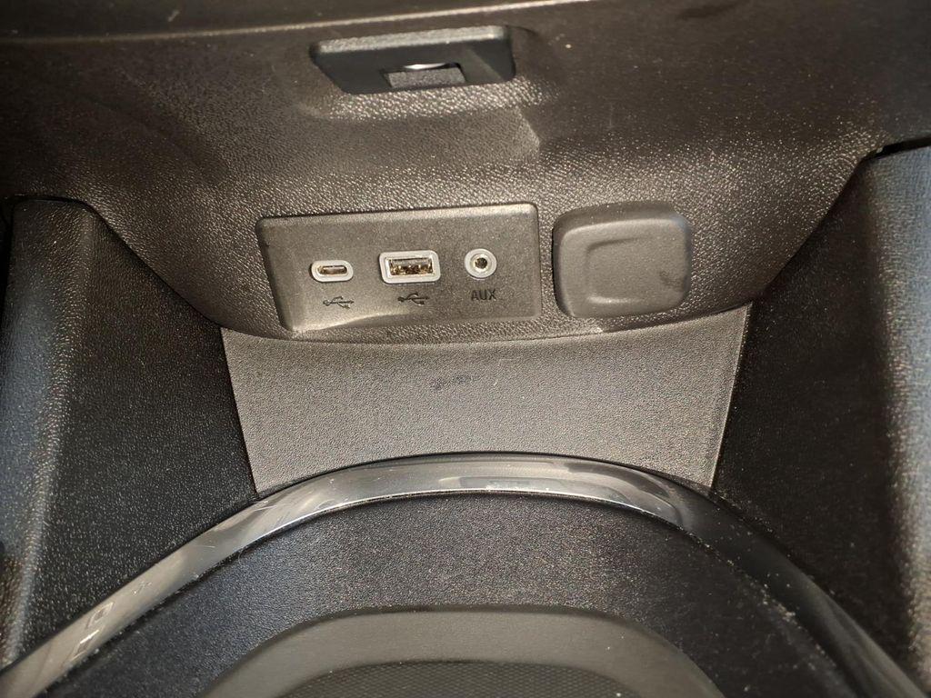 used 2025 Chevrolet Malibu car, priced at $18,998