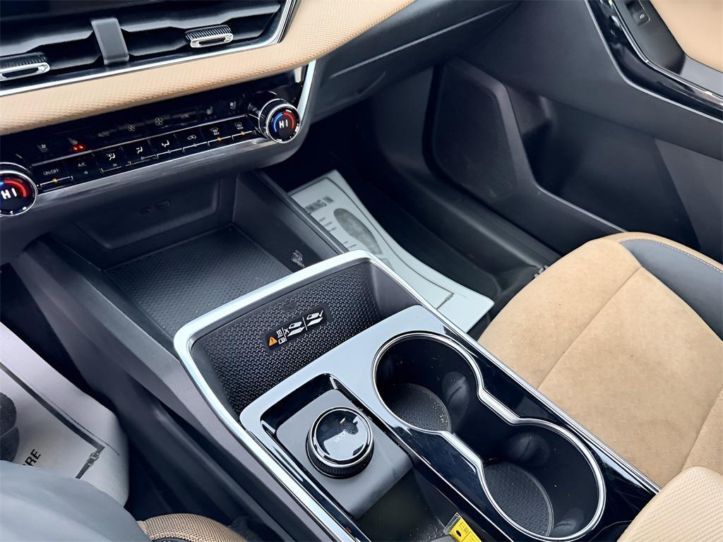 used 2025 Chevrolet Equinox car, priced at $28,793