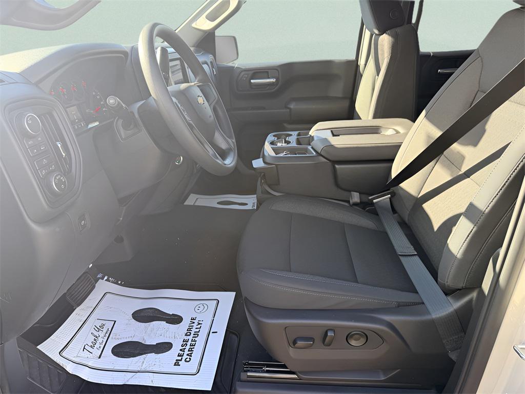 new 2026 Chevrolet Silverado 1500 car, priced at $43,695