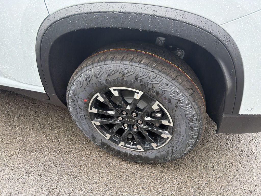 new 2026 Chevrolet Traverse car, priced at $56,515