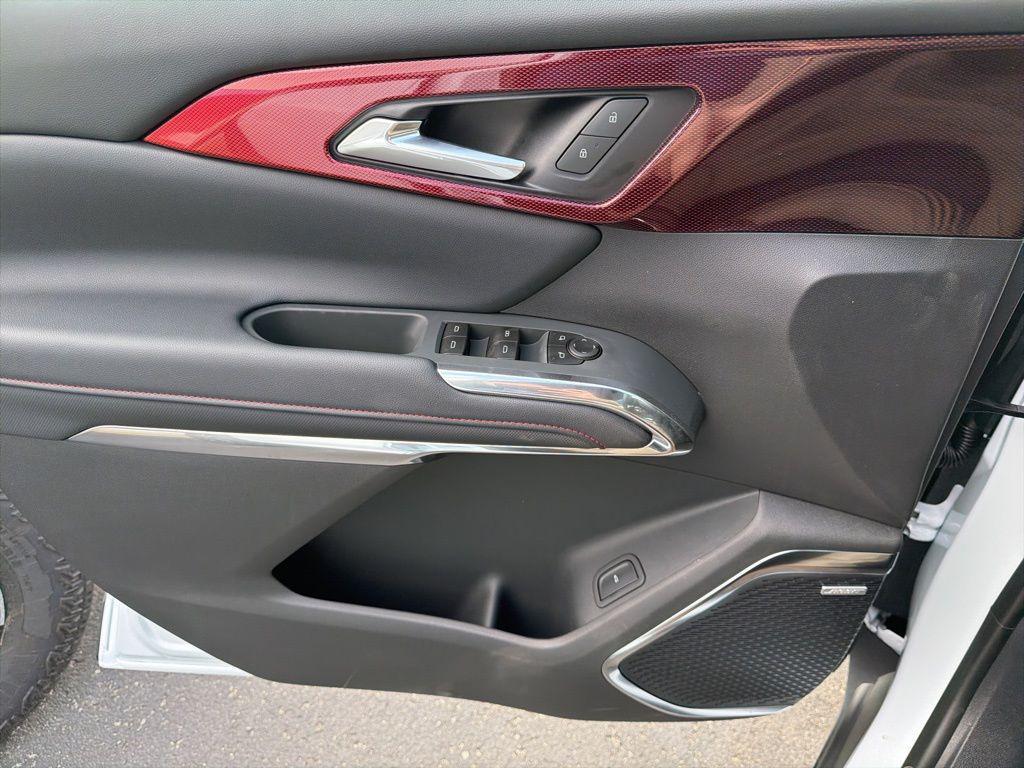 new 2026 Chevrolet Traverse car, priced at $56,515