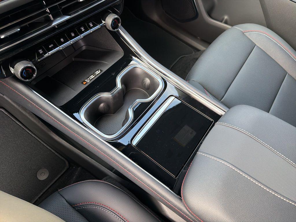 new 2026 Chevrolet Traverse car, priced at $56,515