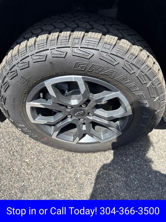 new 2026 Chevrolet Equinox car, priced at $35,595