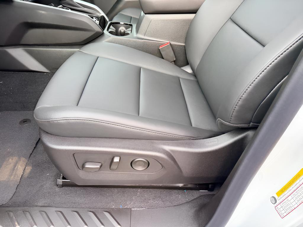 new 2026 Chevrolet Colorado car, priced at $42,060