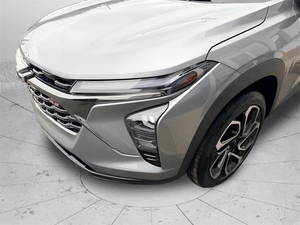 used 2025 Chevrolet Trax car, priced at $21,529